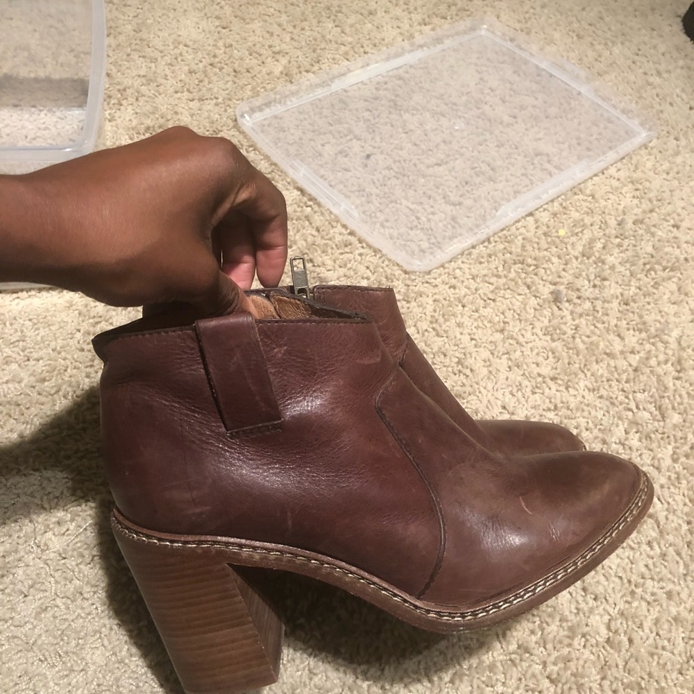 Madewell River Tread ankle boots 8.5